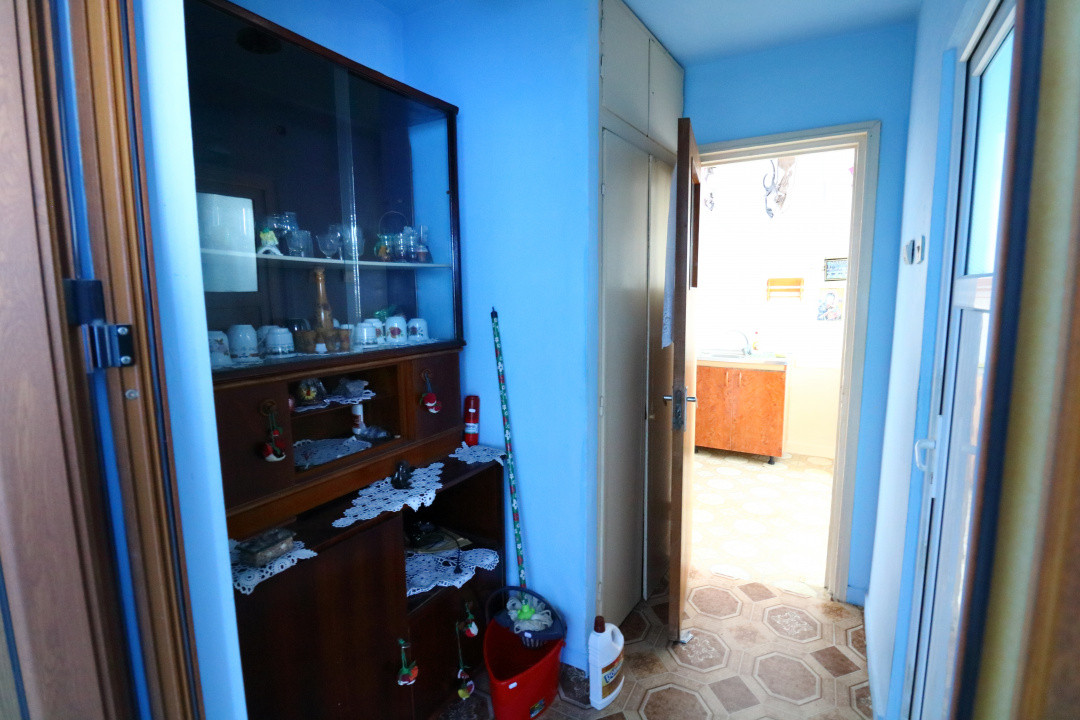 Apartament 2 camere, Trivale, cu balcon