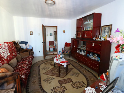 Apartament 2 camere, Trivale, cu balcon