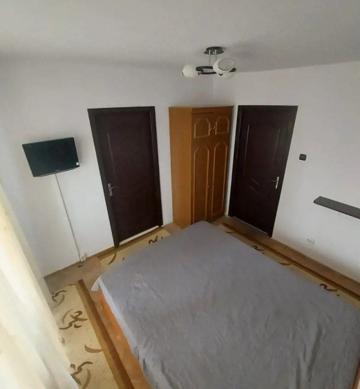 Apartament 3 camere, etajul 3, zona Kaufland Craiovei