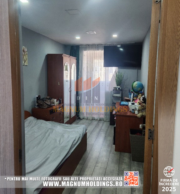 Apartament 3 camere, Trivale, cu balcon