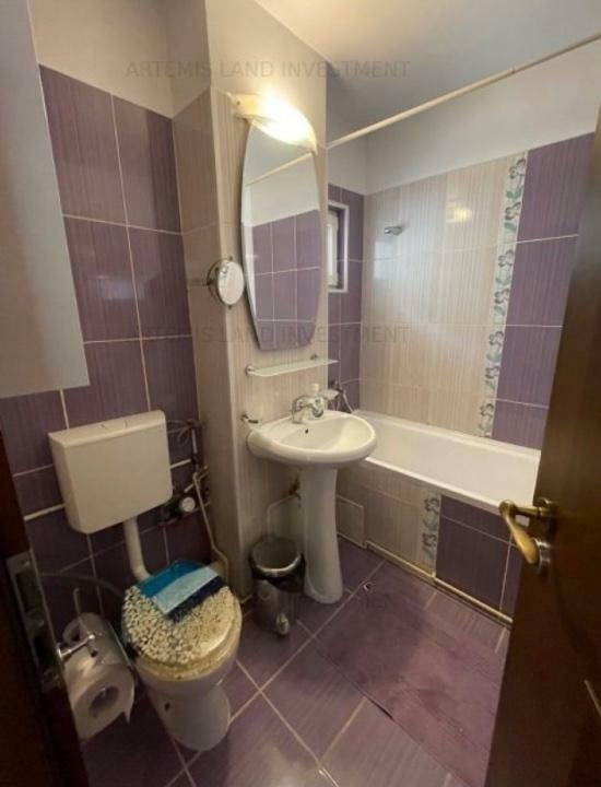 Apartament 3 camere, ultracentral, decomandat