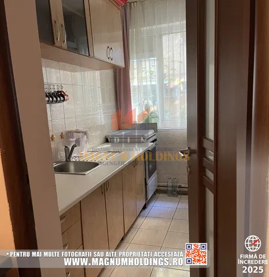 Apartament 2 camere, Banat, parter, cu balcon