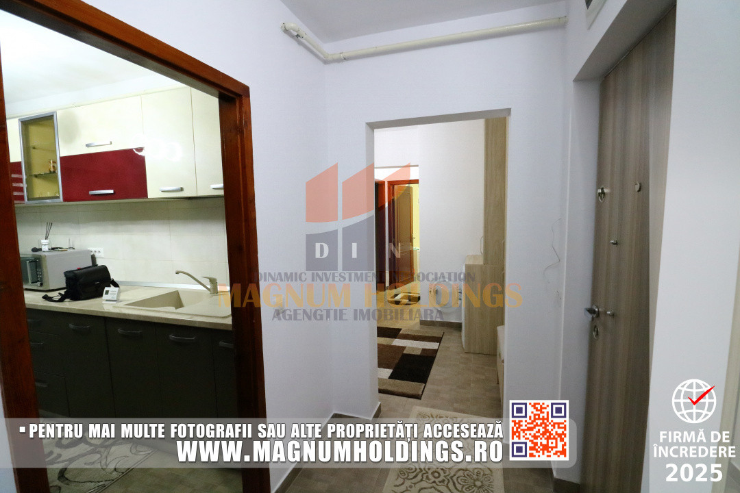 Apartament 3 camere, parter, cu balcon, doua bai