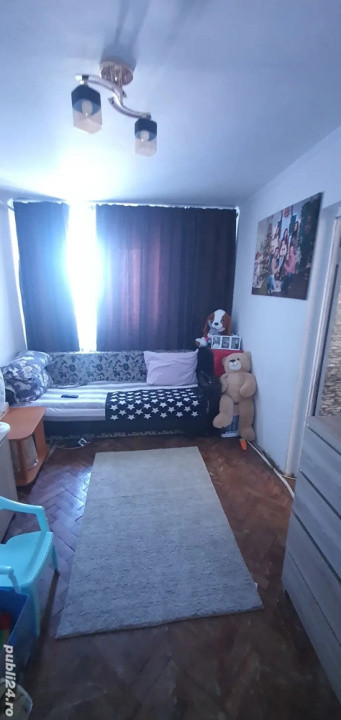 Apartament 3 camere, cf. III, Razboieni