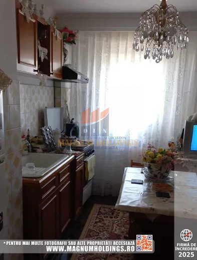 Apartament 2 camere, decomandat, Prundu