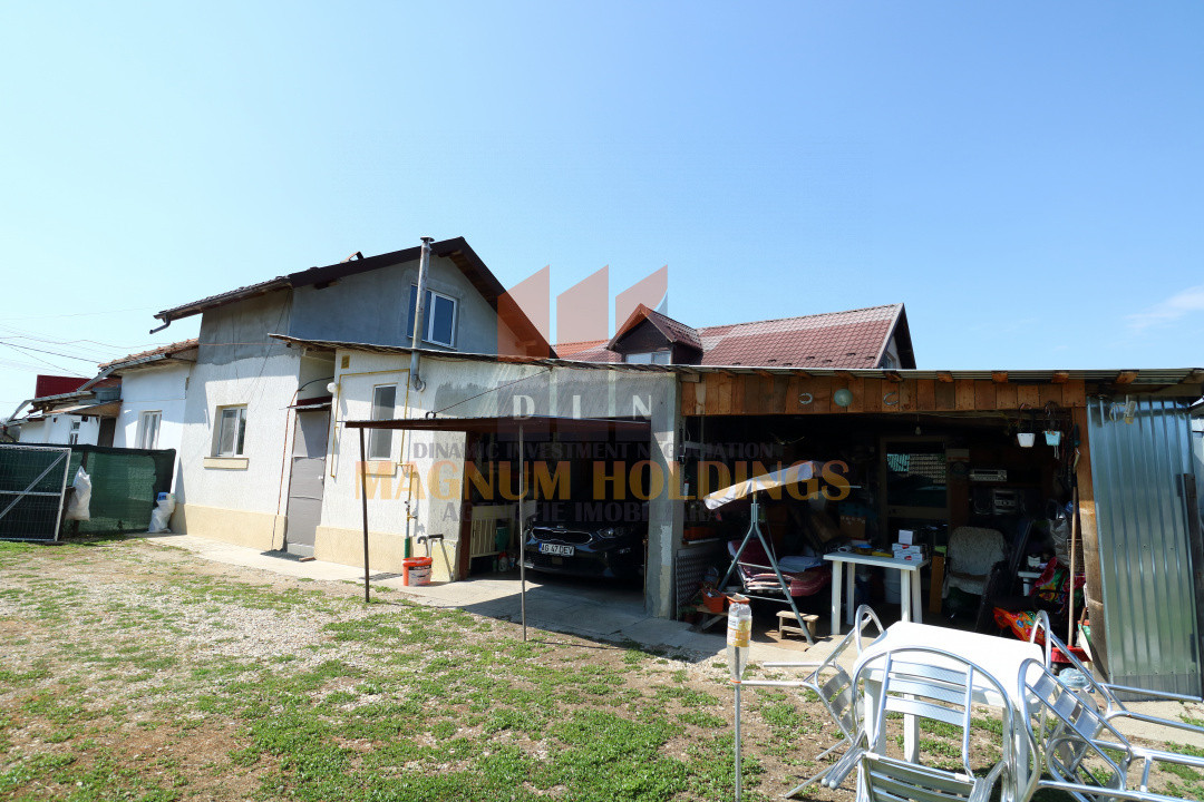 Casa doua camere plus garaj, Mosoaia, Hintesti, 6 km de Pitesti