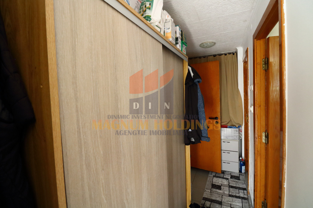 Casa doua camere plus garaj, Mosoaia, Hintesti, 6 km de Pitesti