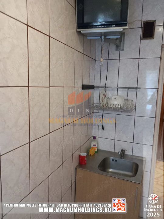 Apartament 2 camere, Banat, parter, cu balcon
