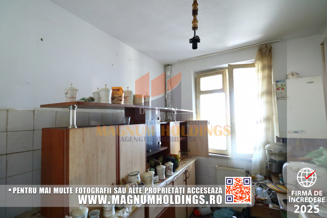 Apartament 3 camere, 2 bai, 2 balcoane, centrala termica, Razboieni