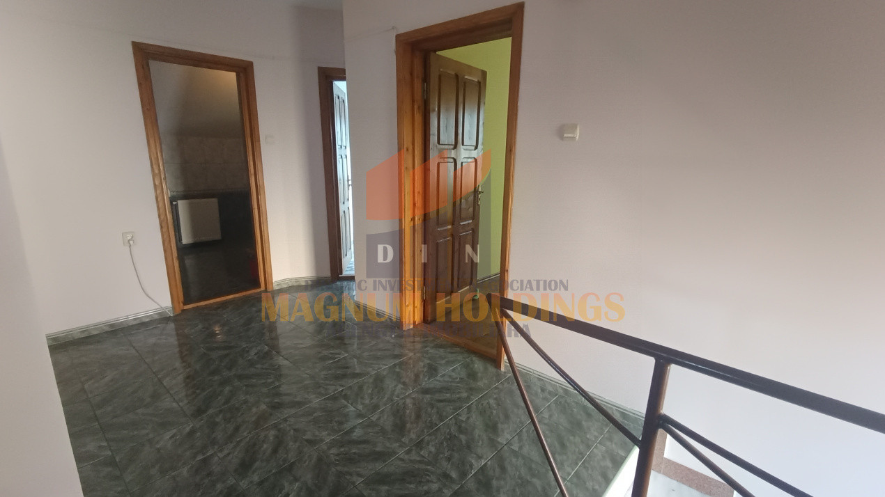 Vila 4 camere, suprafata 150mp, 400 mp teren, Pitesti, Teilor
