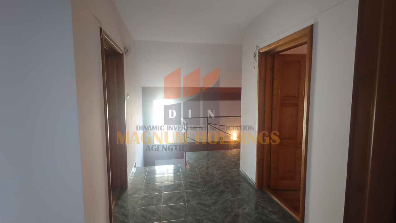 Vila 4 camere, suprafata 150mp, 400 mp teren, Pitesti, Teilor