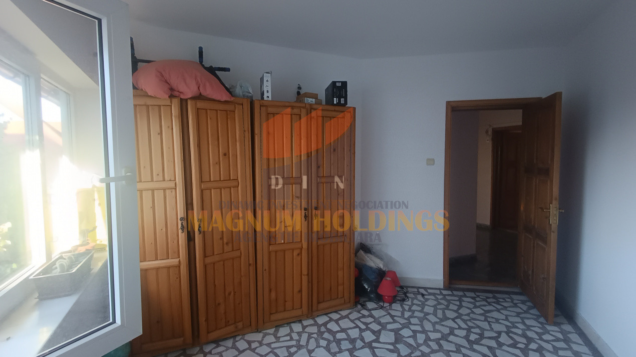 Vila 4 camere, suprafata 150mp, 400 mp teren, Pitesti, Teilor