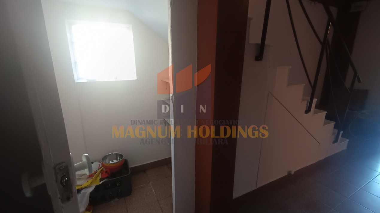 Vila 4 camere, suprafata 150mp, 400 mp teren, Pitesti, Teilor