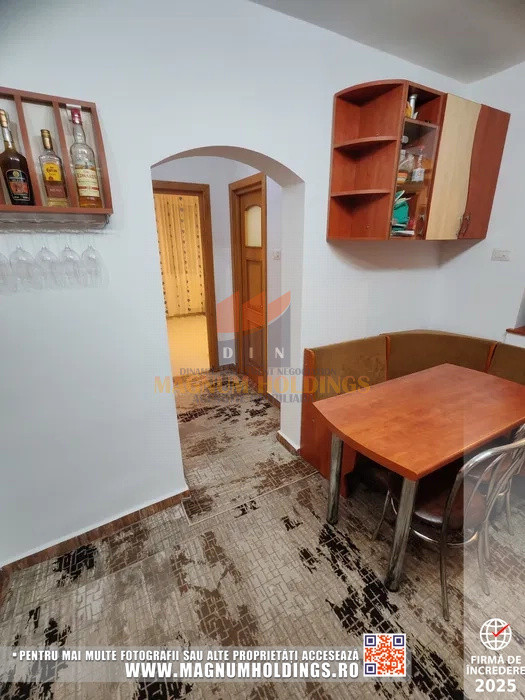 Apartament 2 camere, Trivale, parter, cu balcon