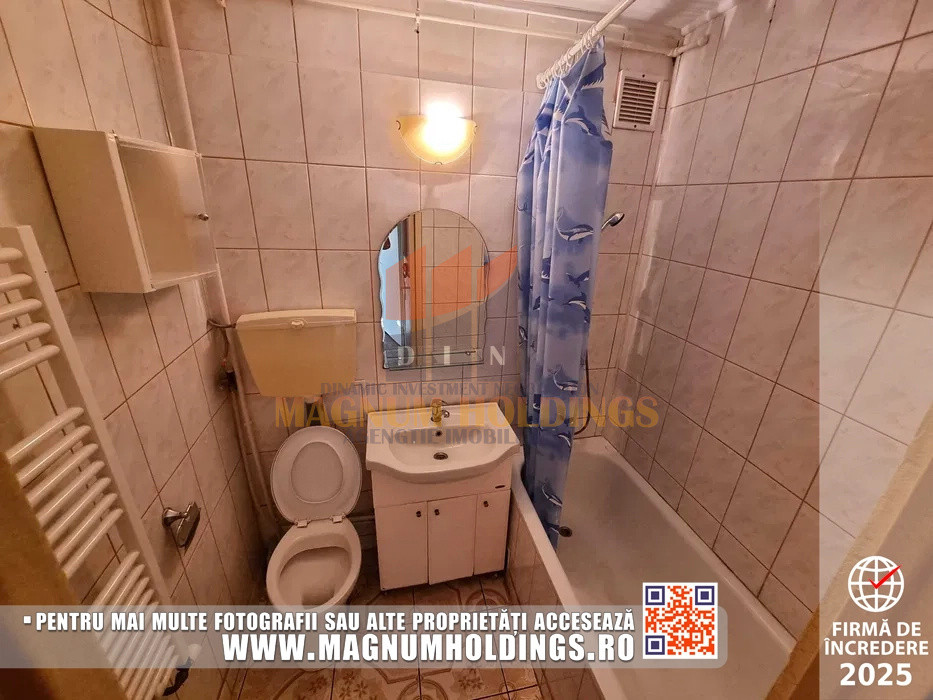 Apartament 3 camere, Trivale, cu balcon