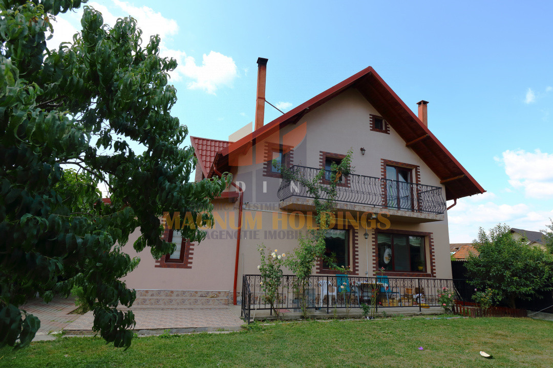 Vila 200 mp construiti si 1000 mp teren, Darmanesti, 15km de Pitesti