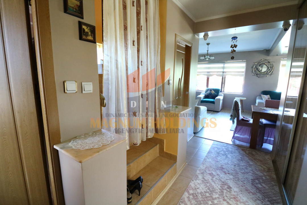 Vila 200 mp construiti si 1000 mp teren, Darmanesti, 15km de Pitesti