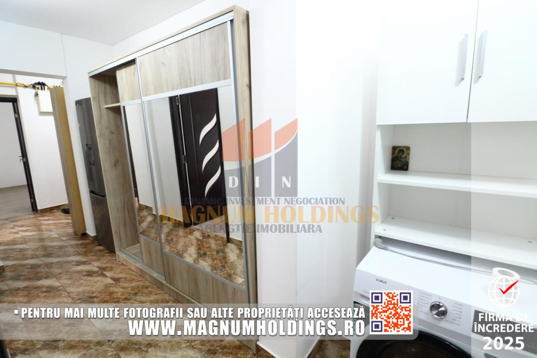 Apartament 3 camere, Nord, etajul 3, cu balcon