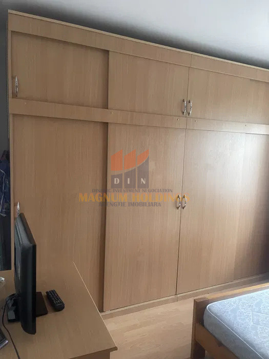Apartament 3 camere, Popa-Sapca, etajul 2