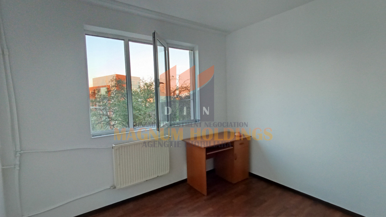 Garsoniera Razboieni, etajul 2, fara balcon
