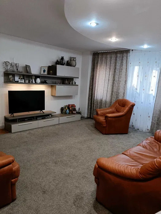 Apartament 3 camere, 2 bai, 3 balcoane Tudor Vladimirescu