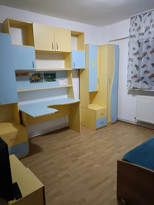 Apartament 3 camere, 2 bai, 3 balcoane Tudor Vladimirescu