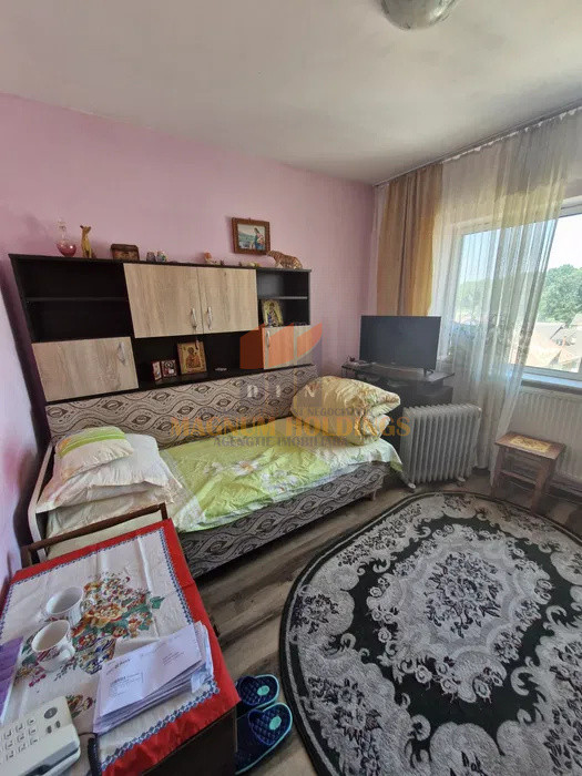 Apartament 2 camere, Trivale, centrala, izolat