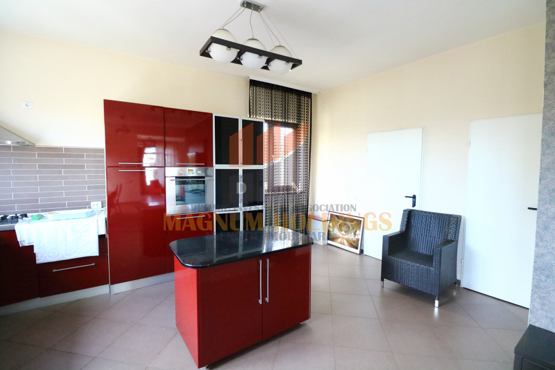 Vila Hintesti, 3 km de oras, terasa, jacuzzi exterior, gratar