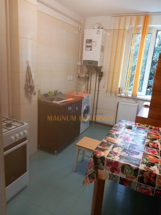 Apartament 2 camere, Livezilor, etajul 3