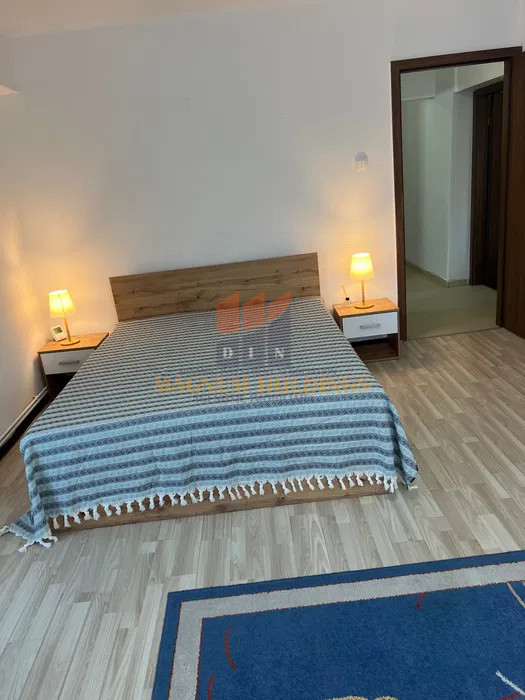 Apartament 2 camere, Fratii Golesti, 3 balcoane, etajul 2