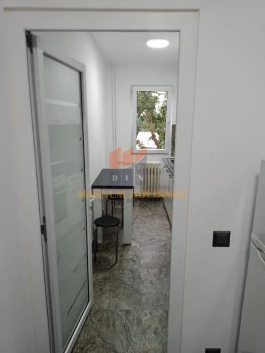 Apartament 2 camere, Tivale, parter, cu balcon