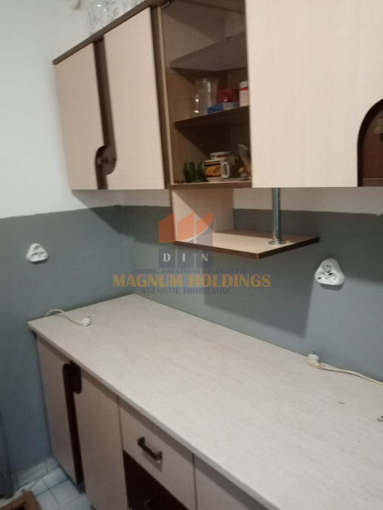 Apartament 3 camere, Nord, etajul 3