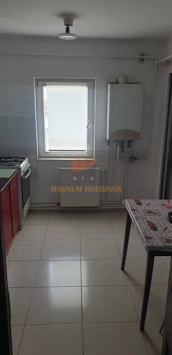 Apartament 3 camere, Gavana 3, etajul 3, doua bai