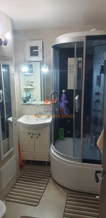 Apartament 3 camere, Gavana 3, etajul 3, doua bai
