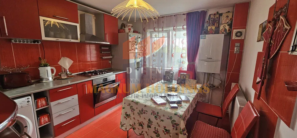 Casa 3 camere, Bradu, 750 mp teren