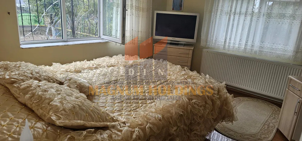 Casa 3 camere, Bradu, 750 mp teren
