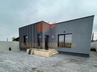 Casa tip mediteranean, parter, Smeura