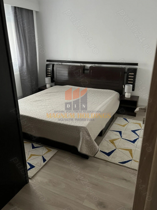 Apartament 2 camere, central, etajul 3, doua balcoane