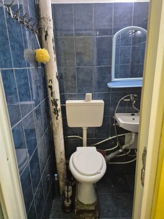 Garsoniera parter, Razboieni, cu balcon