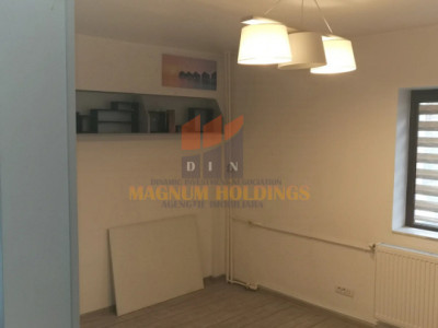 Spatiu birou/comercial, Gavana 3