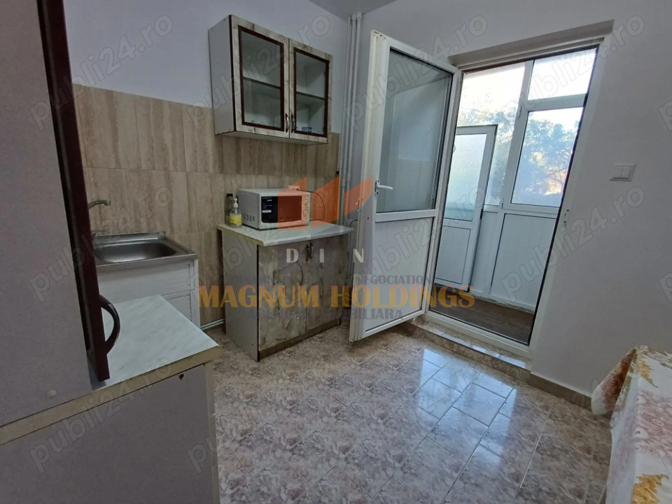 Apartament 3 camere, Dedeman, parter